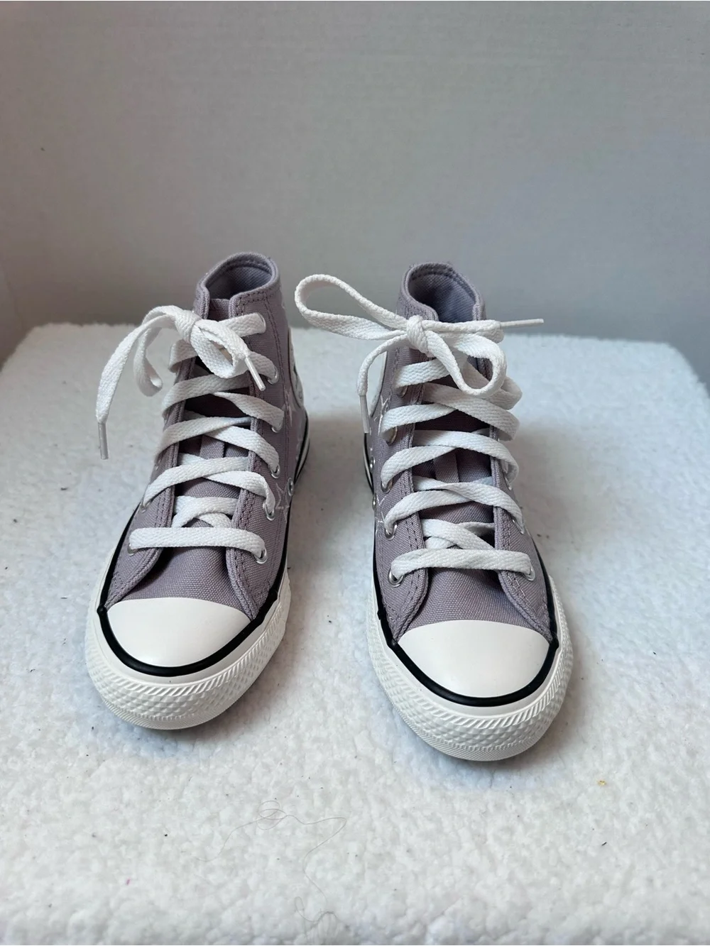 Girl’s Converse Purple High Top Sneakers with White Stars